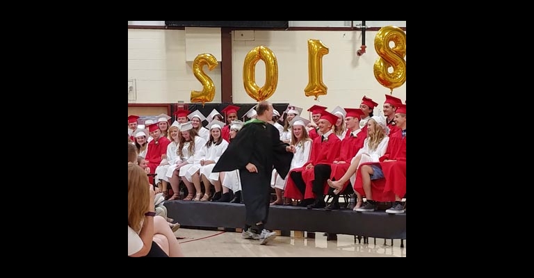 TV graduation Guest speaker Chris Brown rocked the crowd and graduates.