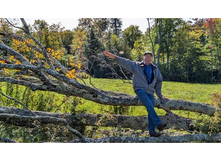 Mike Eldred
Leon Corse explains the transformaton of what was once a woodlot to a natural pasture with native plants and grasses that support wildlife as well as cattle grazing.