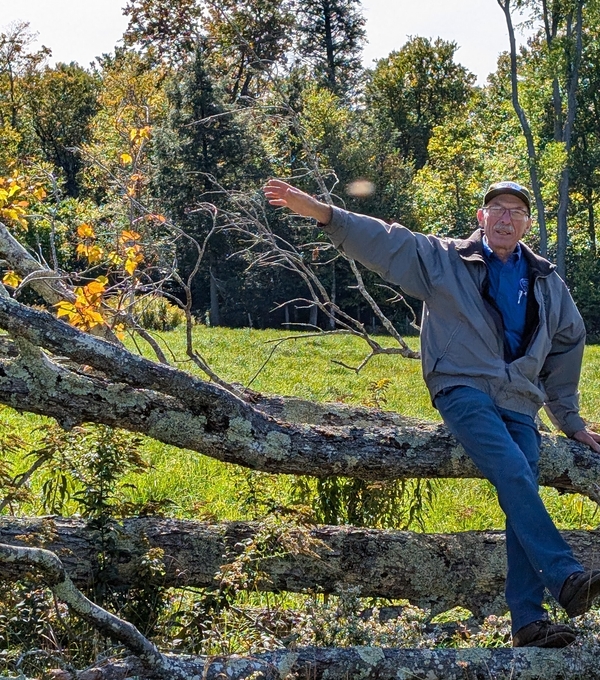 Mike Eldred
Leon Corse explains the transformaton of what was once a woodlot to a natural pasture with native plants and grasses that support wildlife as well as cattle grazing.